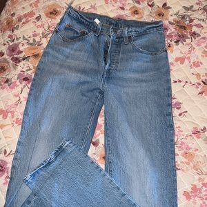 Levi jeans